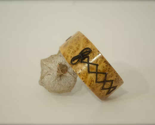 Bracelet en bois loupe de myrthe